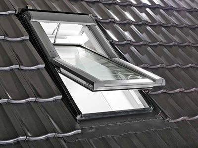 Designo R6 RotoTronic Schwingfenster Bild 2